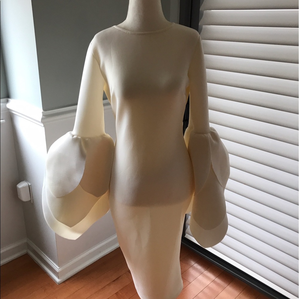 Tulip sleeve white dress
